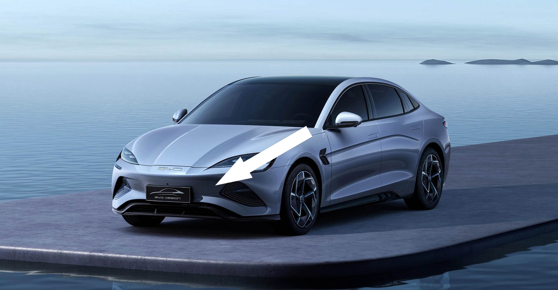 BYD против Tesla: кто лидирует в гонке электромобилей